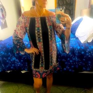 Boutique gorgeous,floral dress/off shoulder